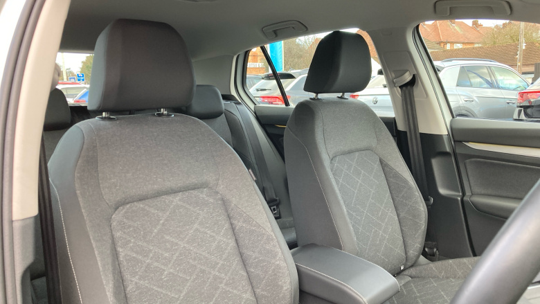 Volkswagen Golf 1.5 TSI Life 5dr Petrol Hatchback